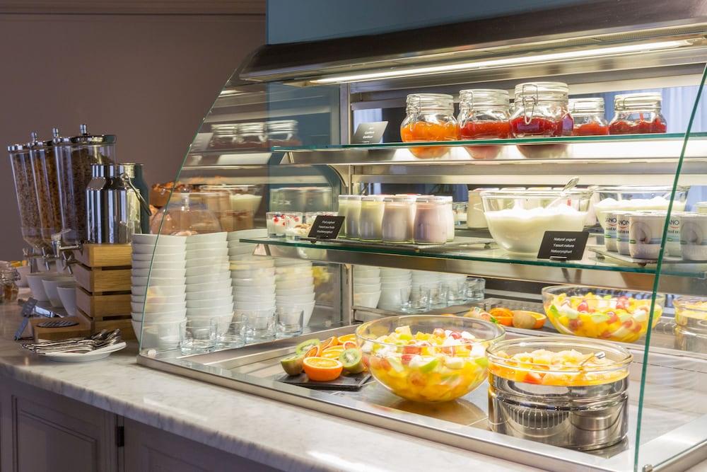 restaurant-cafeteria