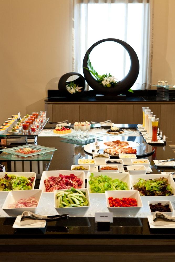 restaurant-cafeteria