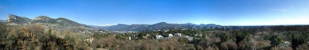 surroundings