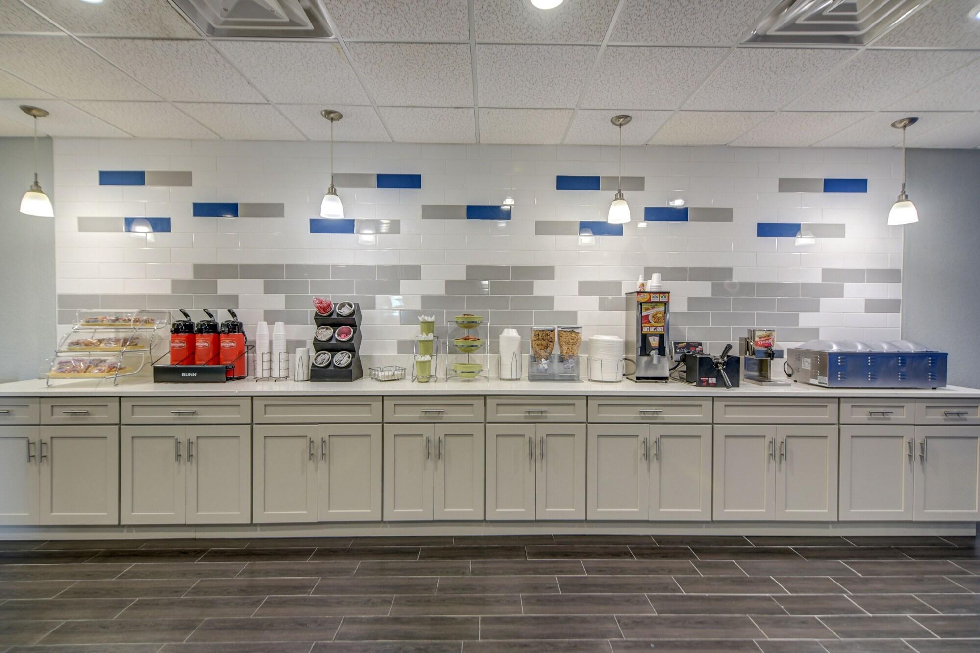 restaurant cafeteria