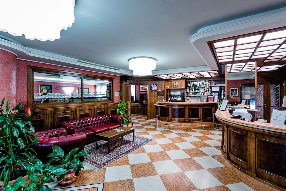 lobby