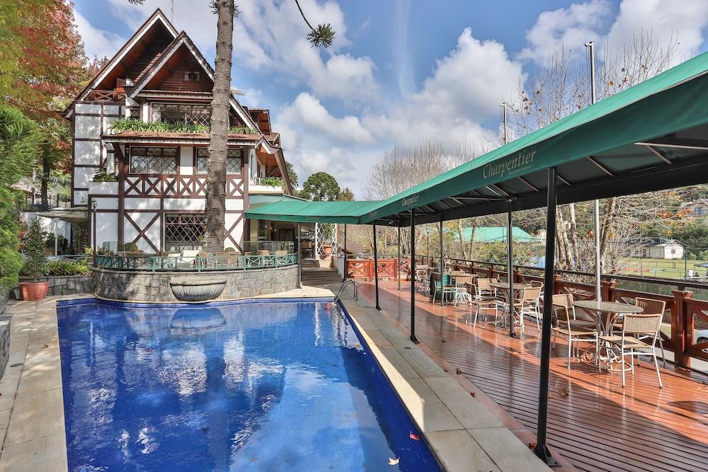 swimming pool spa