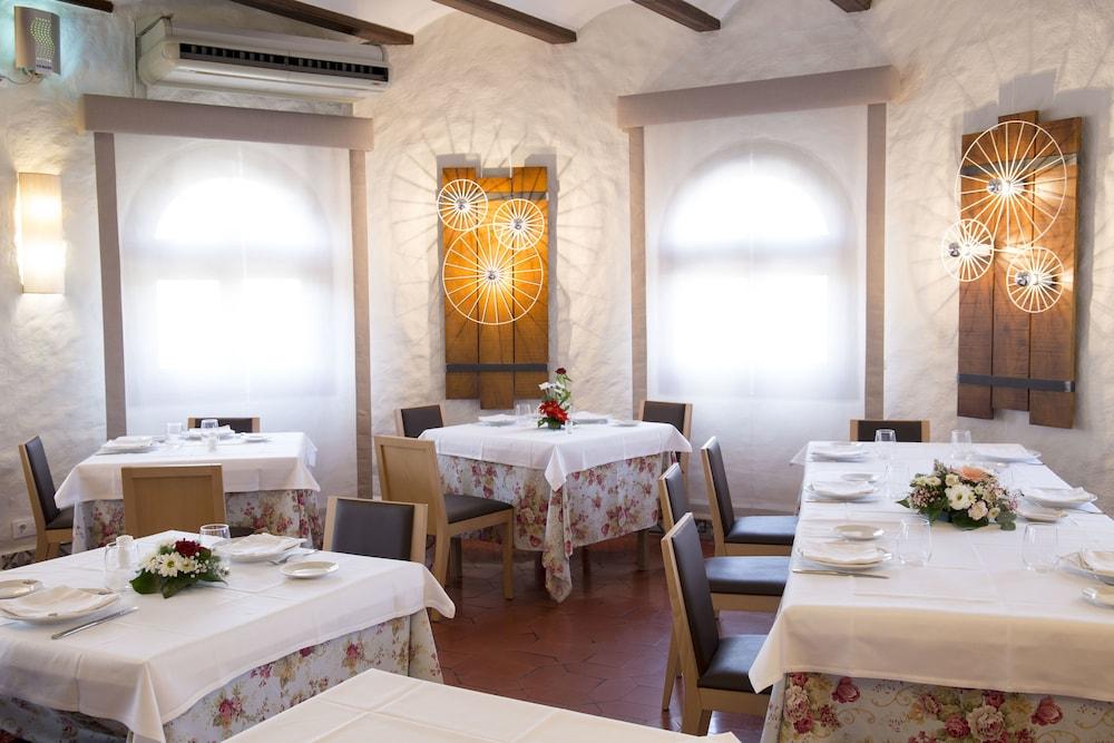 restaurant-cafeteria