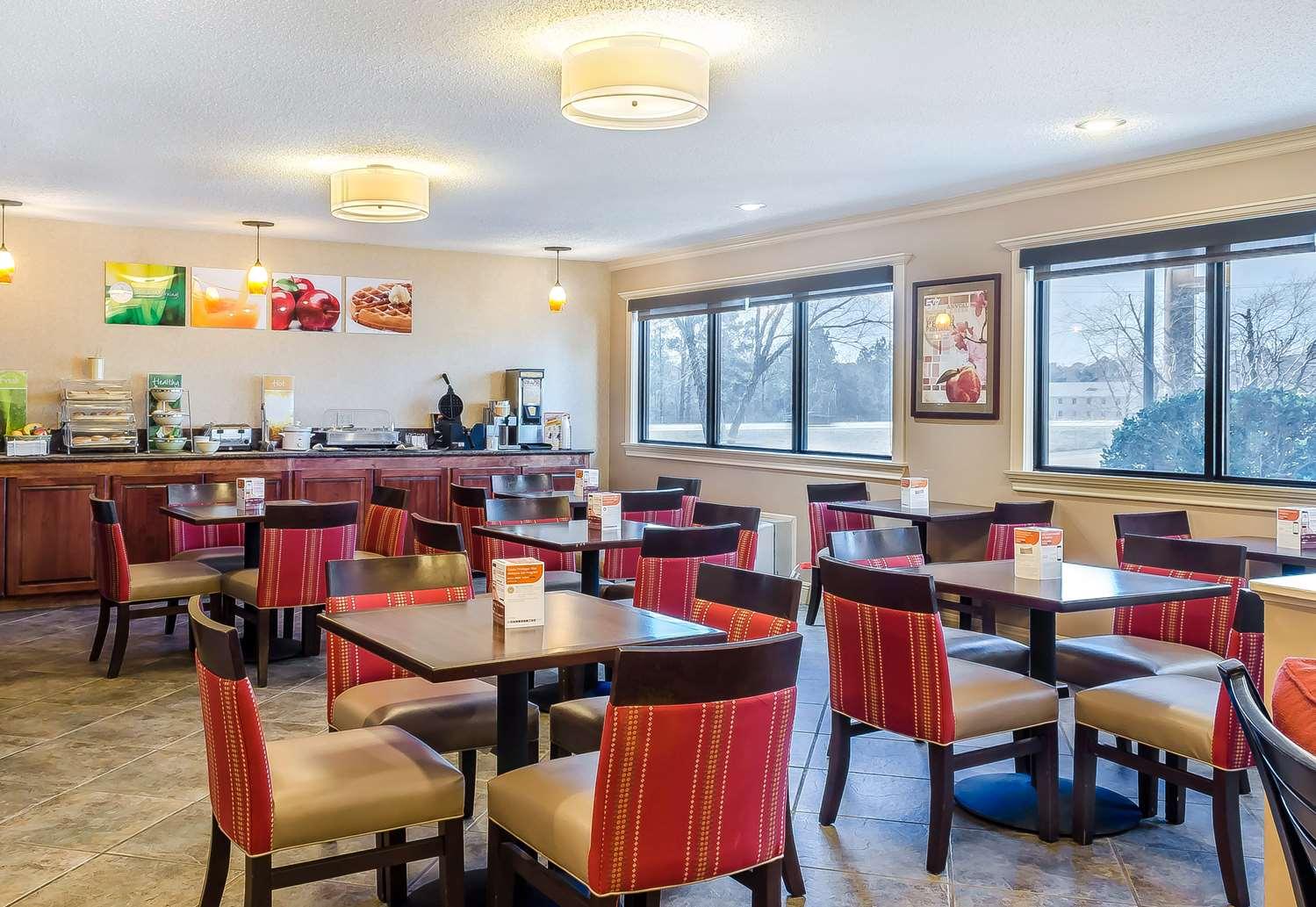 restaurant cafeteria