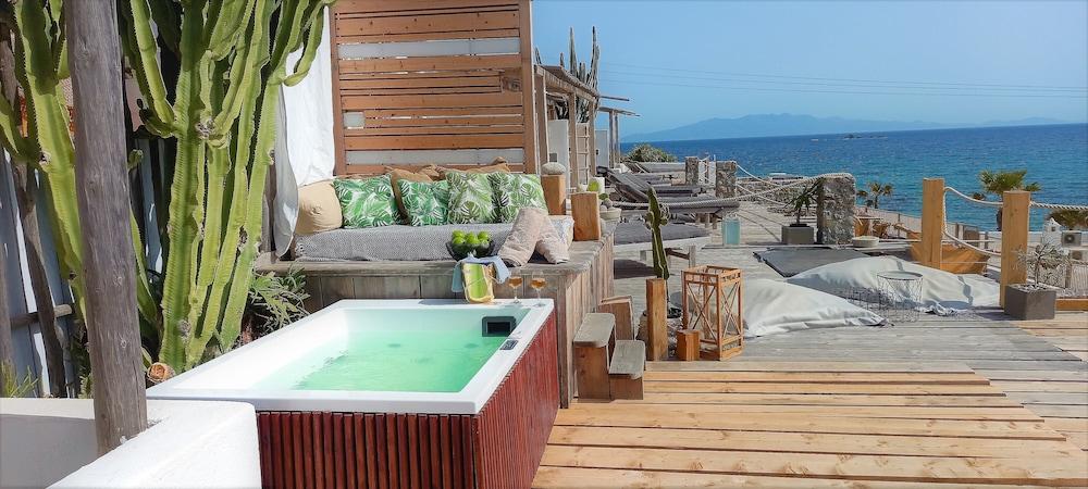 swimming pool spa