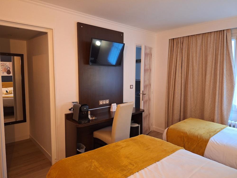 rooms