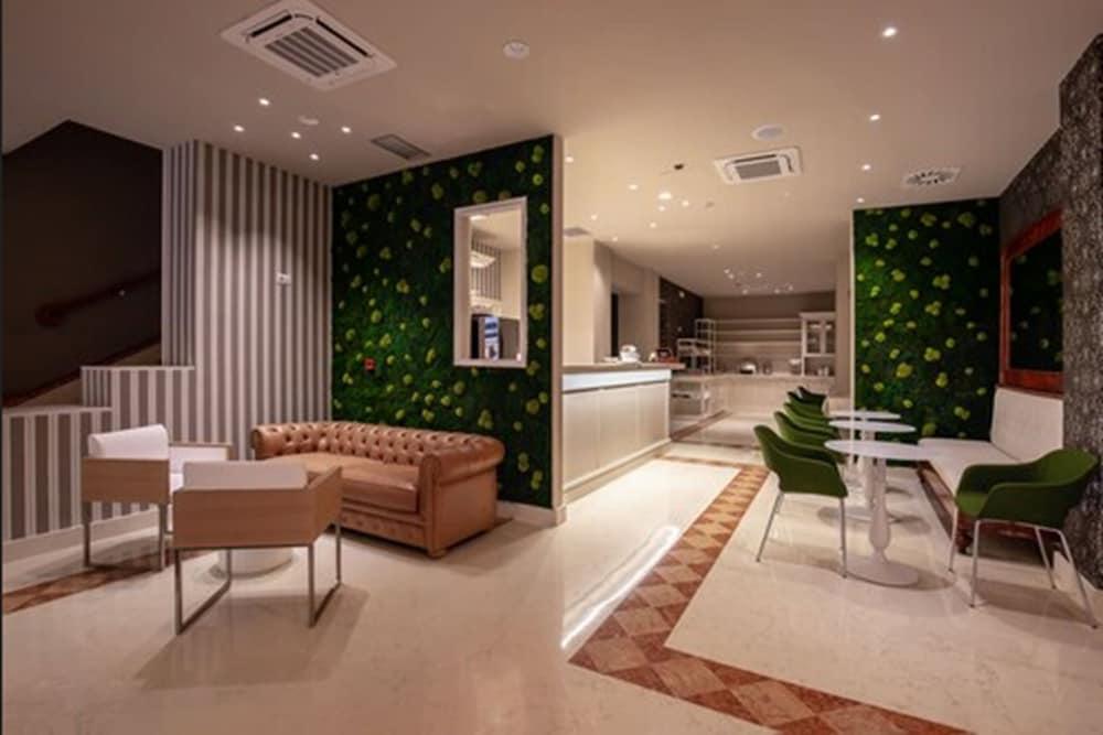 lobby