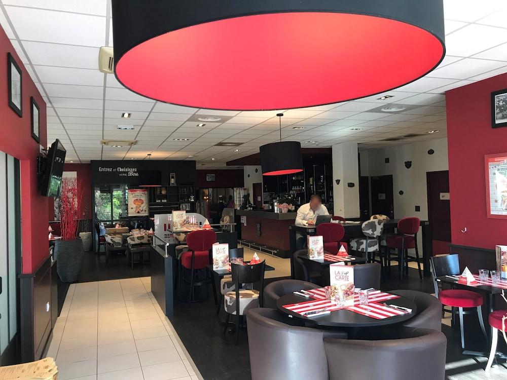 restaurant-cafeteria