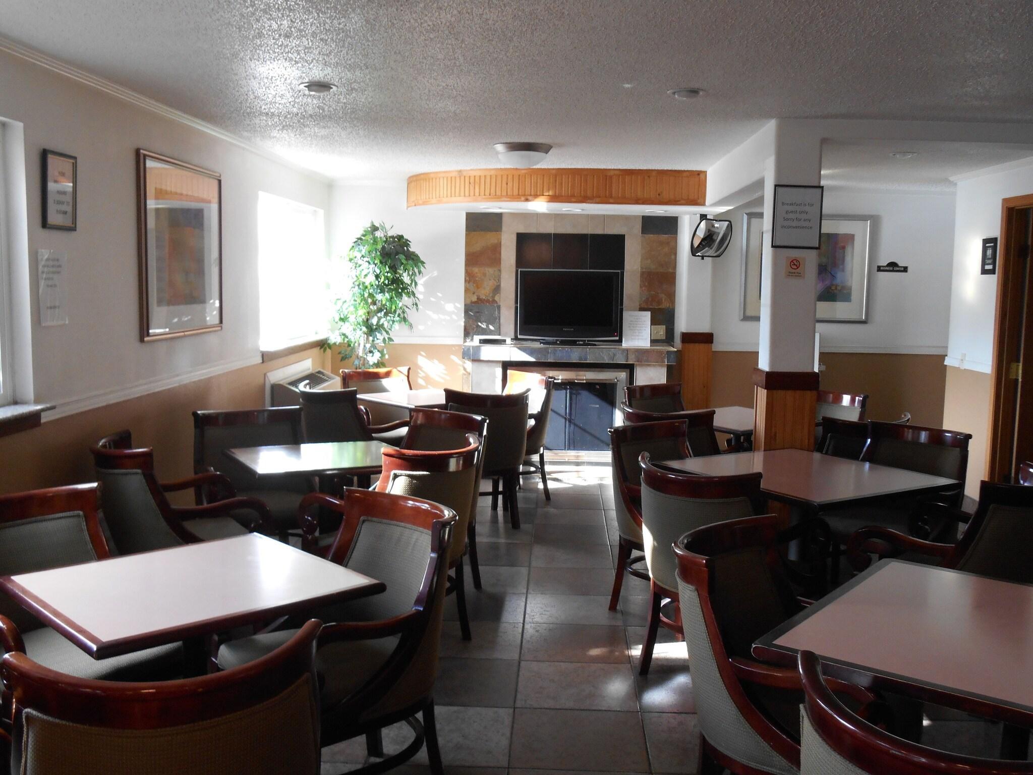 restaurant cafeteria