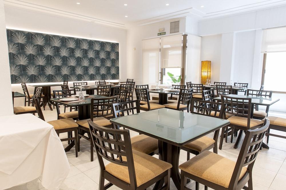 restaurant-cafeteria