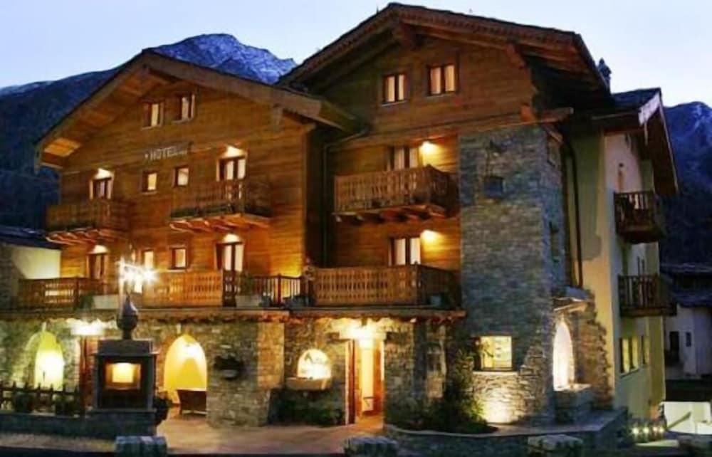 hotel