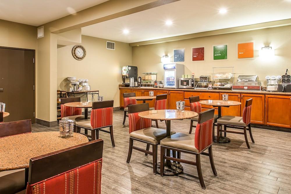 restaurant-cafeteria