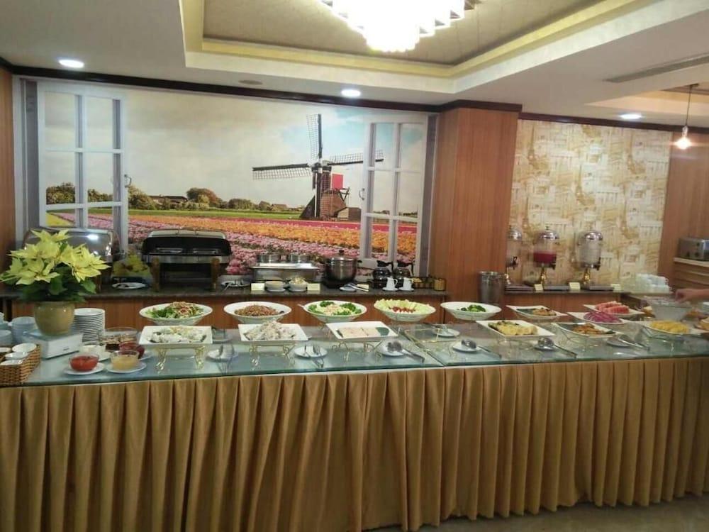 restaurant-cafeteria