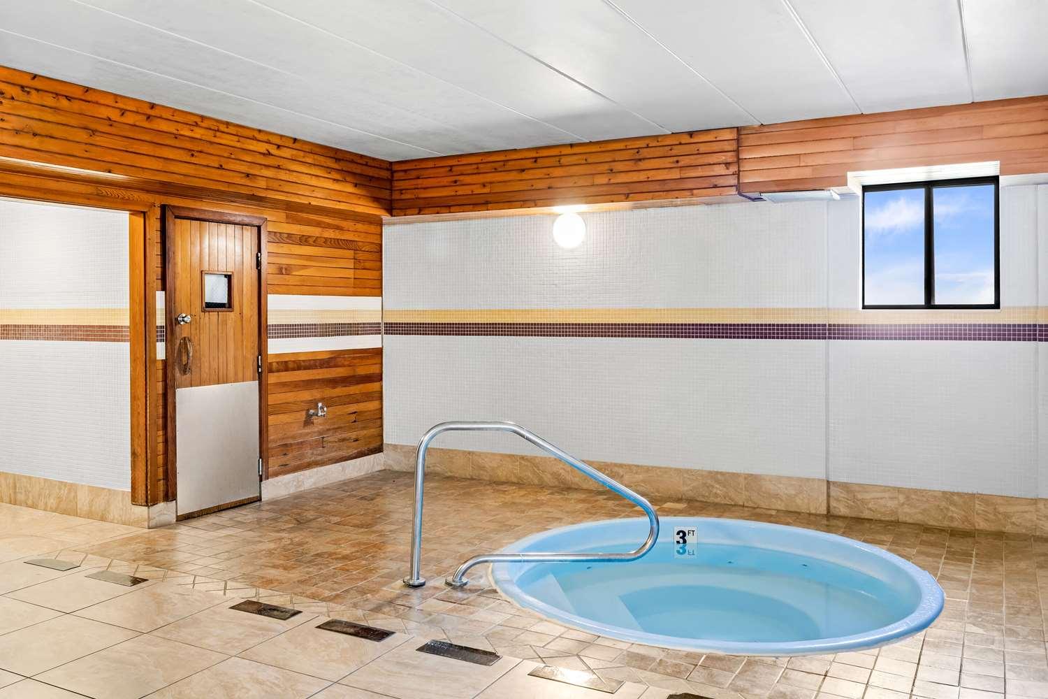 swimming pool spa