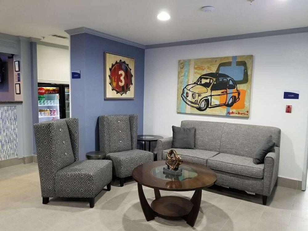 lounge