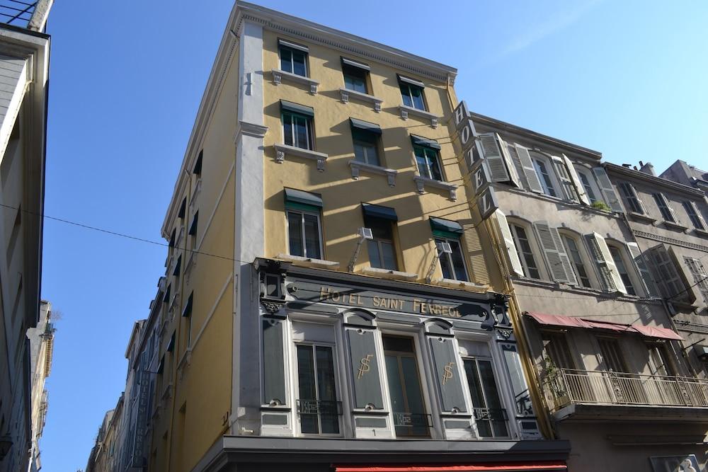 hotel