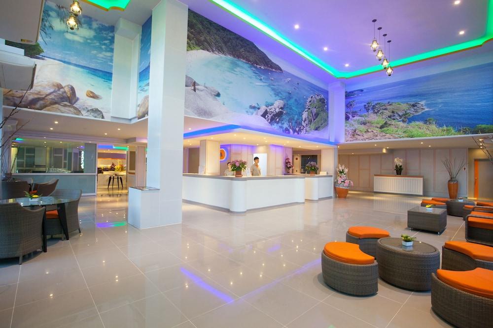 lobby