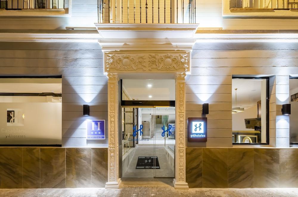 lobby