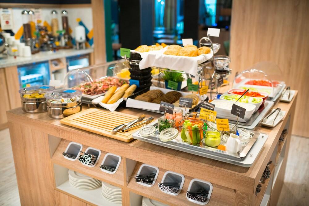 restaurant-cafeteria