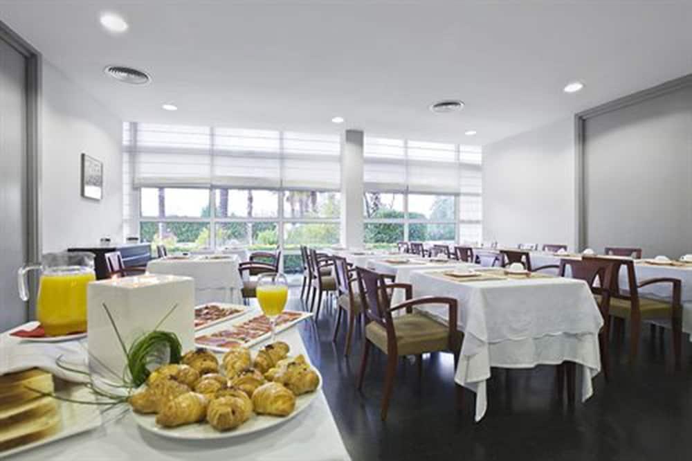 restaurant-cafeteria