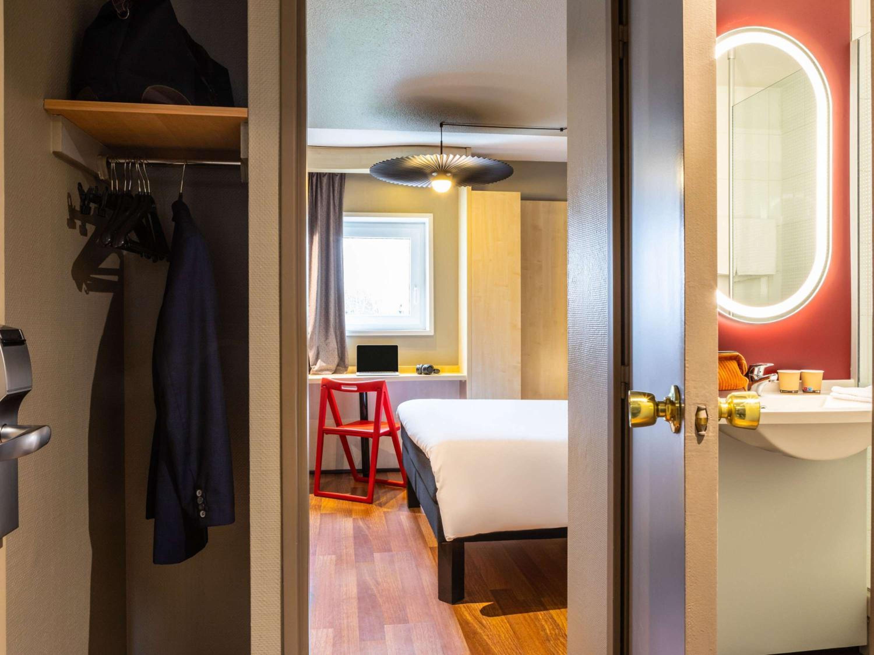 rooms