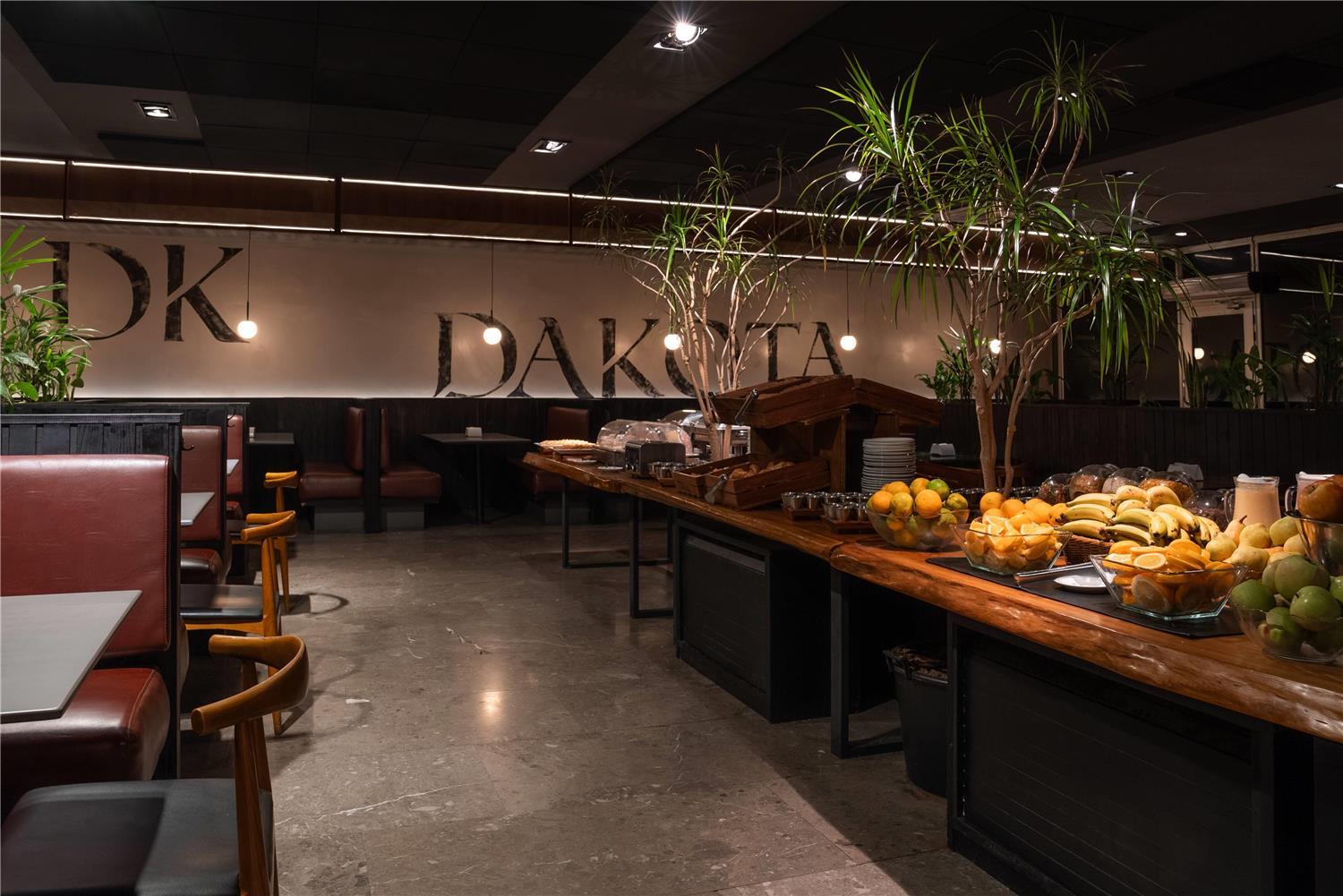 restaurant cafeteria