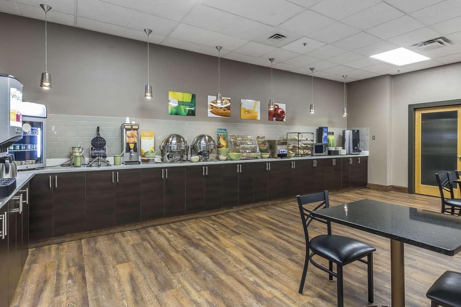 restaurant cafeteria