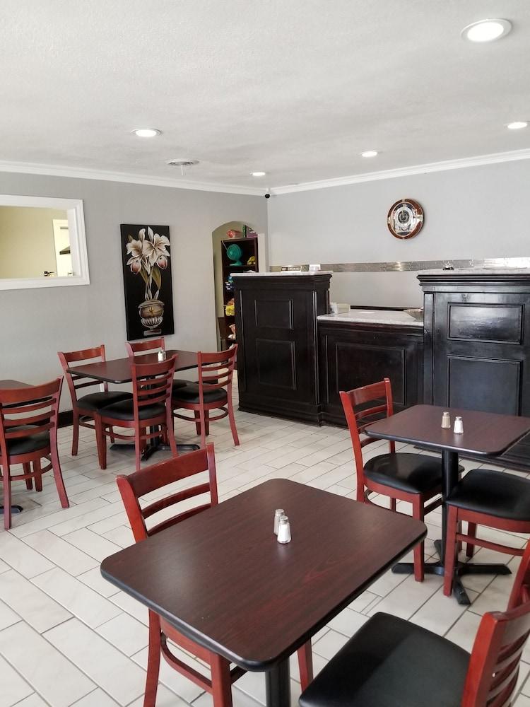 restaurant-cafeteria
