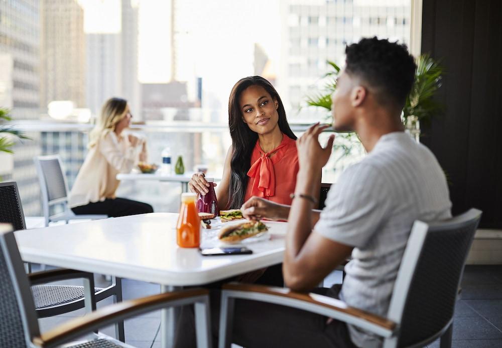 restaurant cafeteria