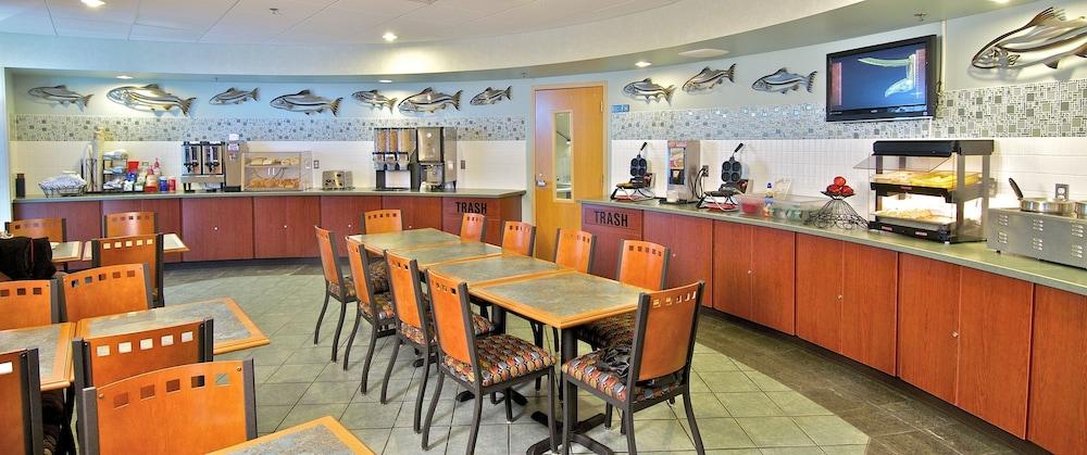 restaurant-cafeteria