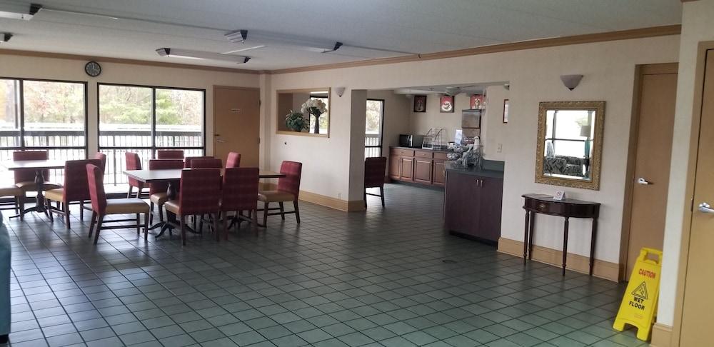 restaurant-cafeteria