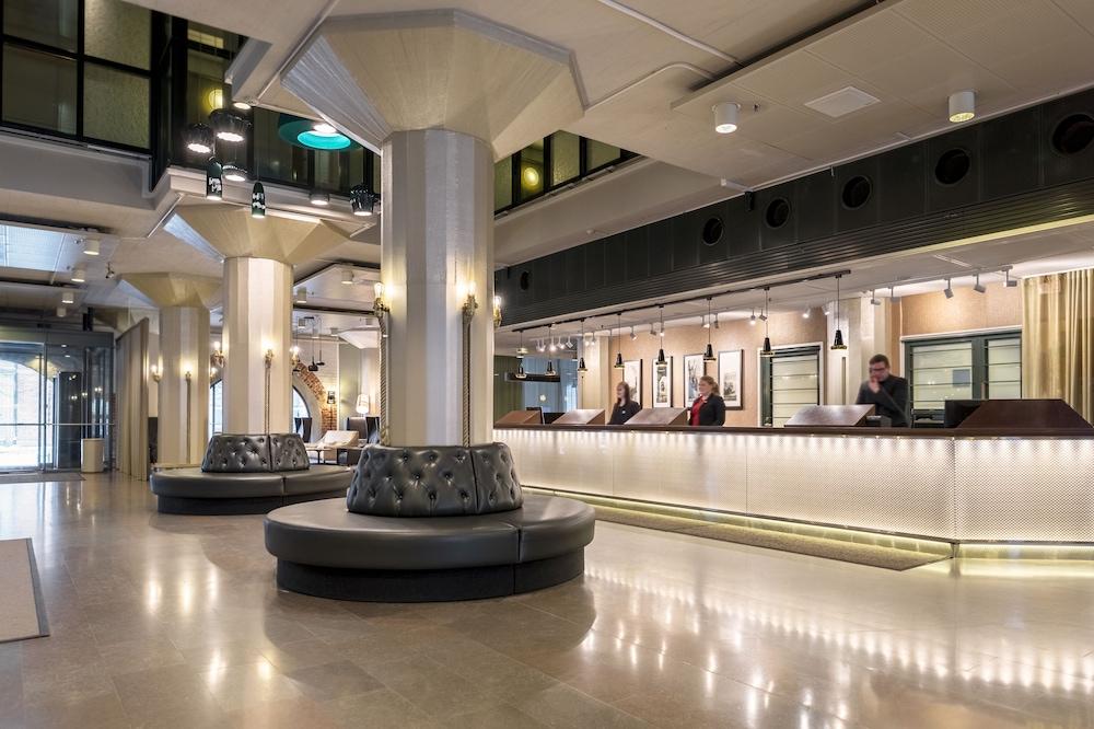 lobby