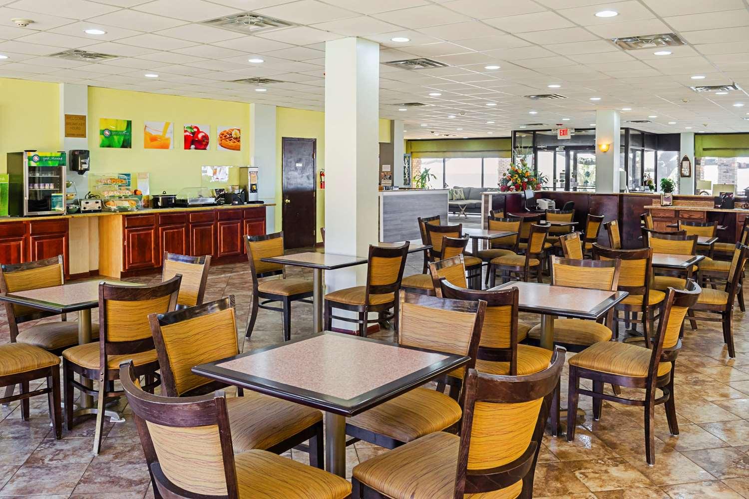 restaurant cafeteria