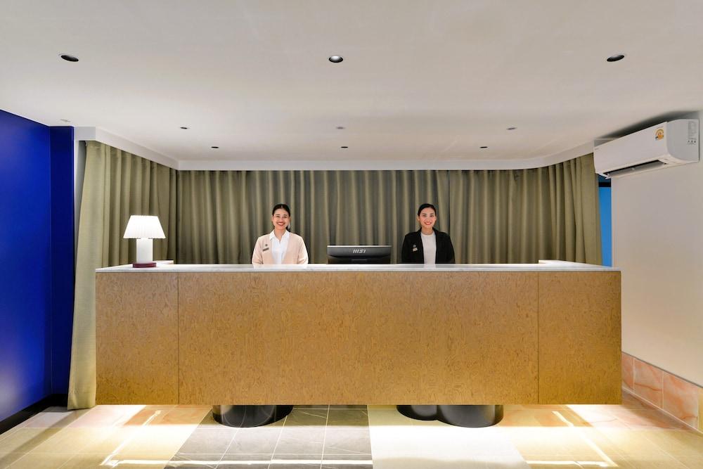 lobby