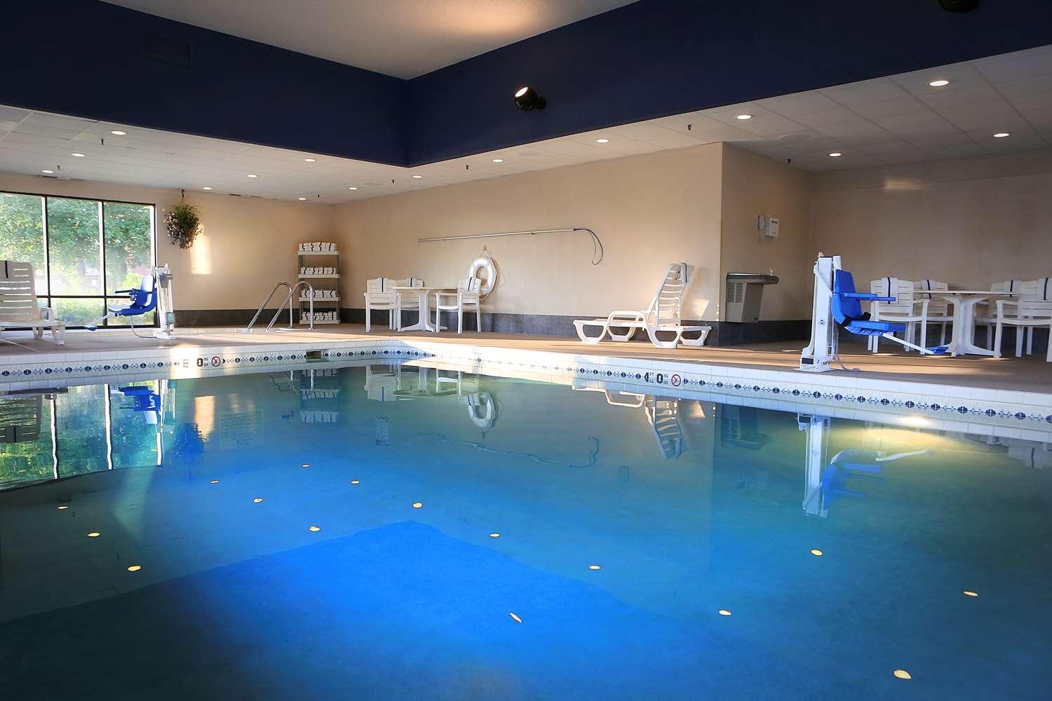 swimming pool spa