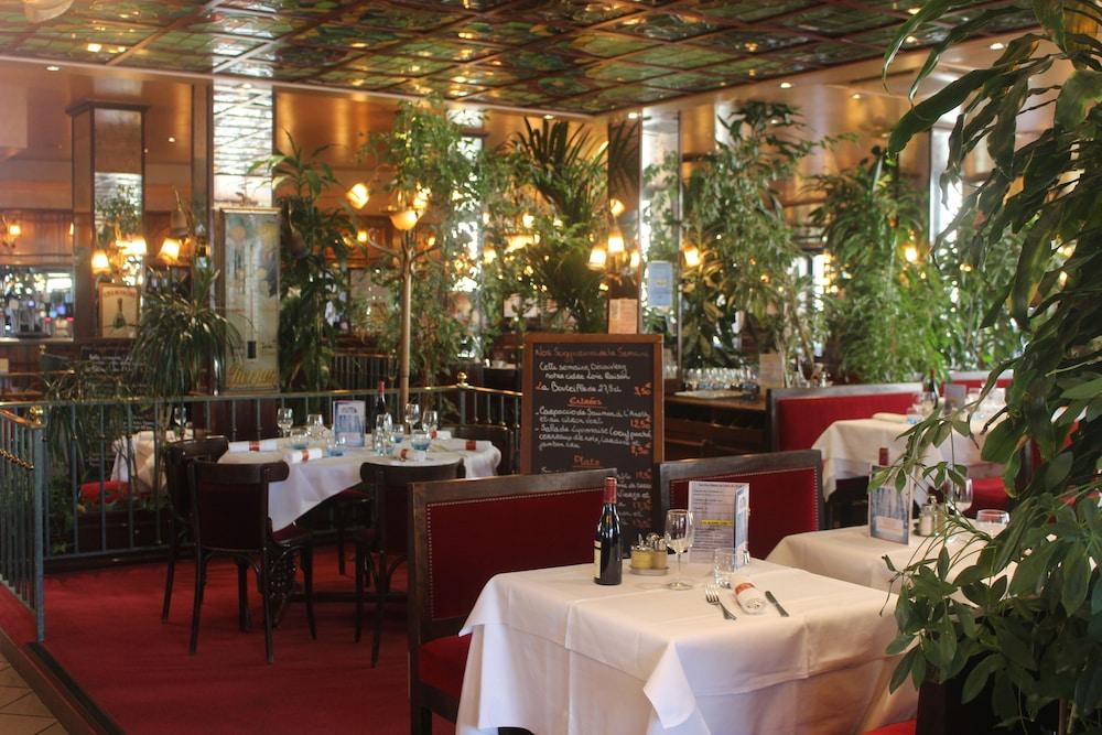 restaurant-cafeteria