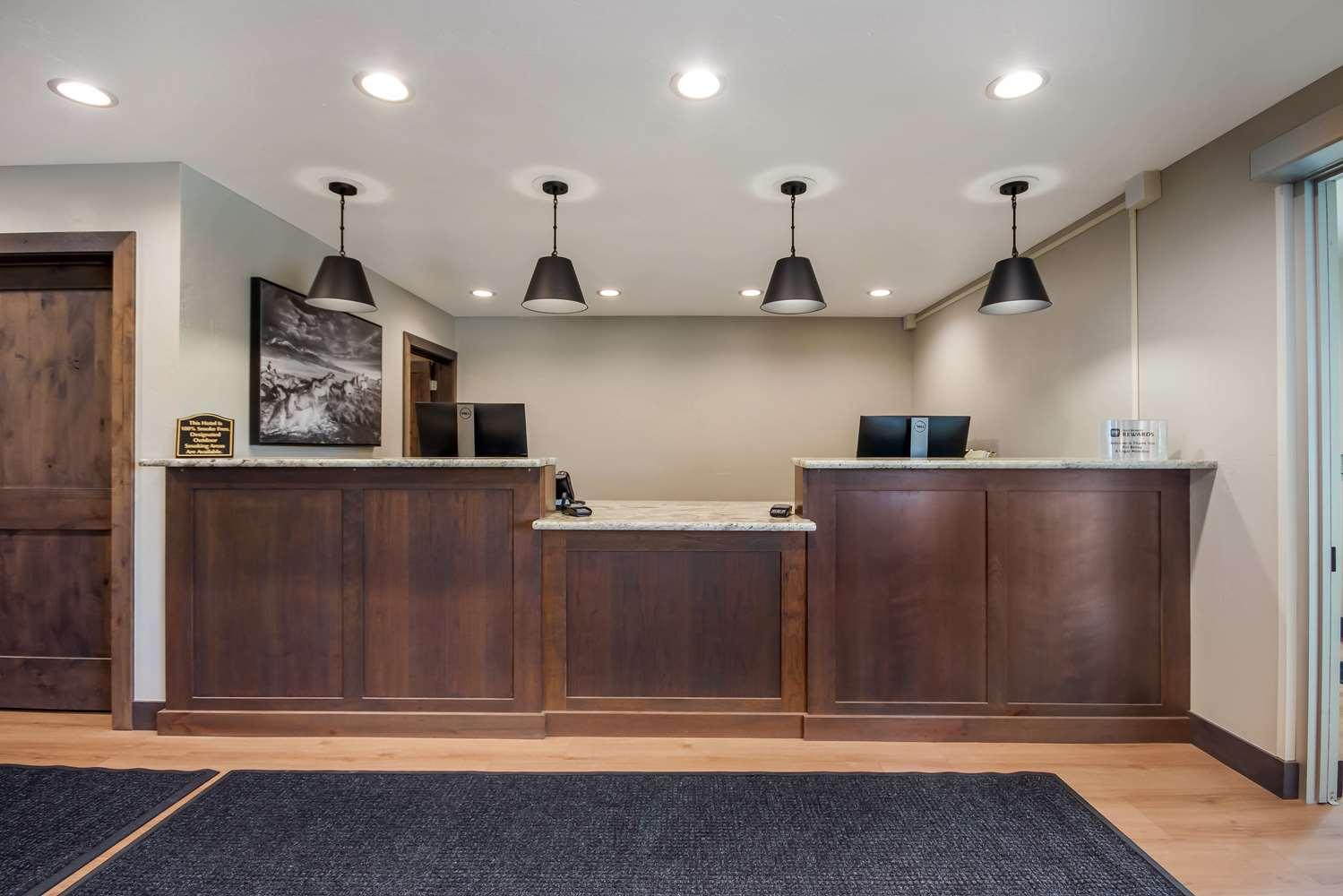 lobby