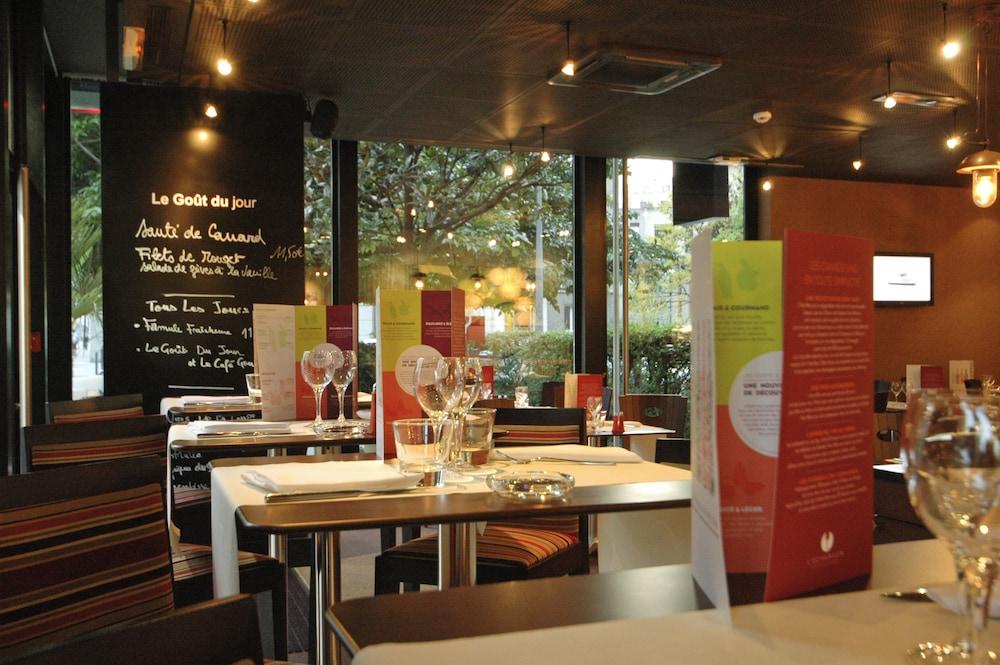 restaurant-cafeteria