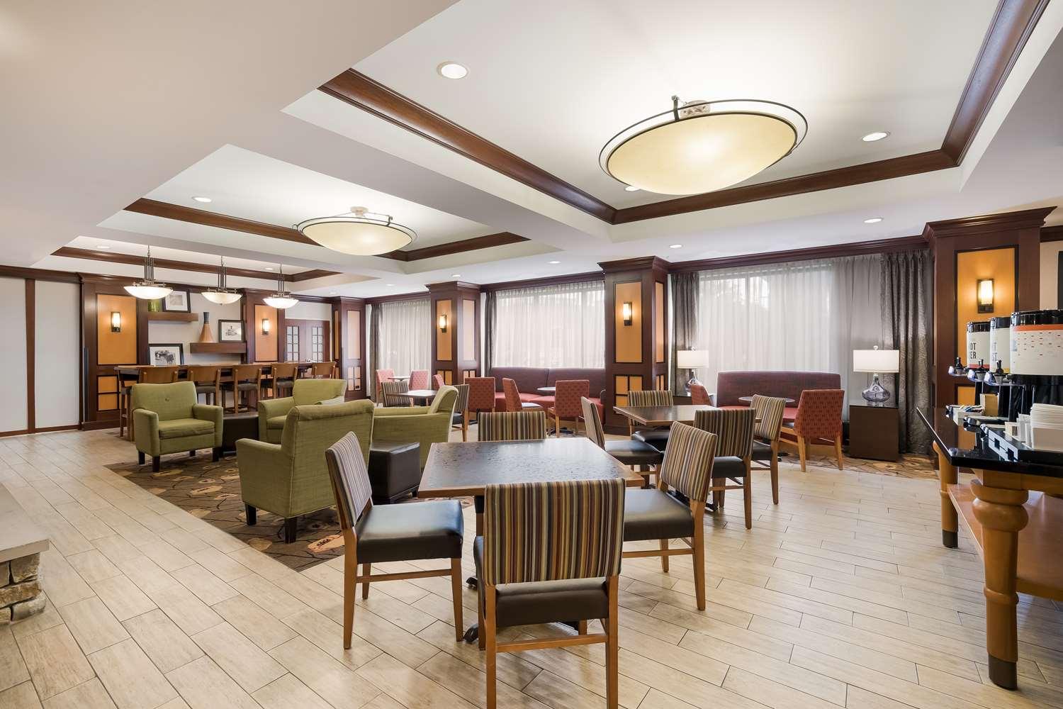 restaurant cafeteria