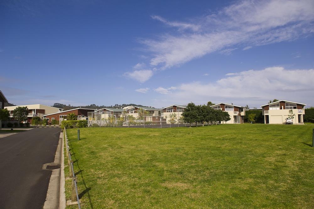 surroundings
