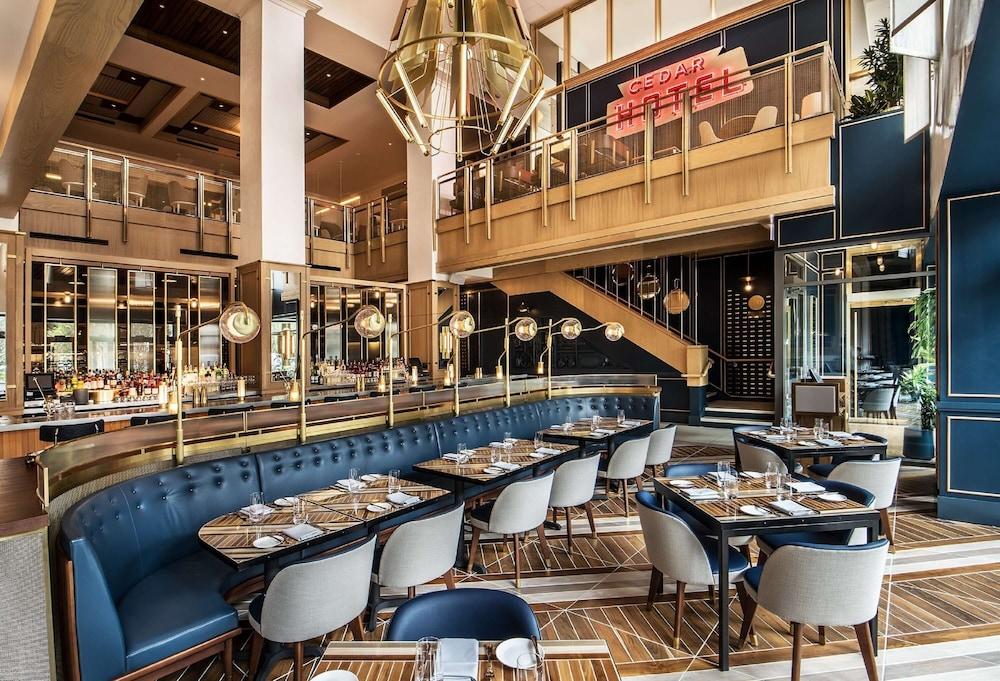 restaurant cafeteria
