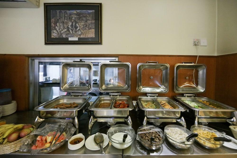 restaurant-cafeteria