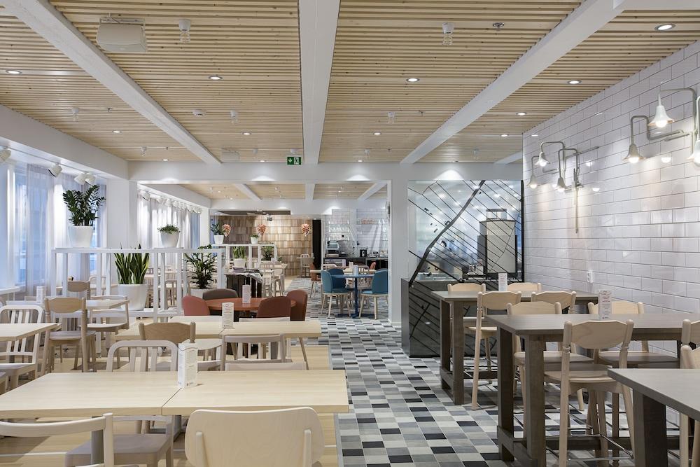 restaurant-cafeteria