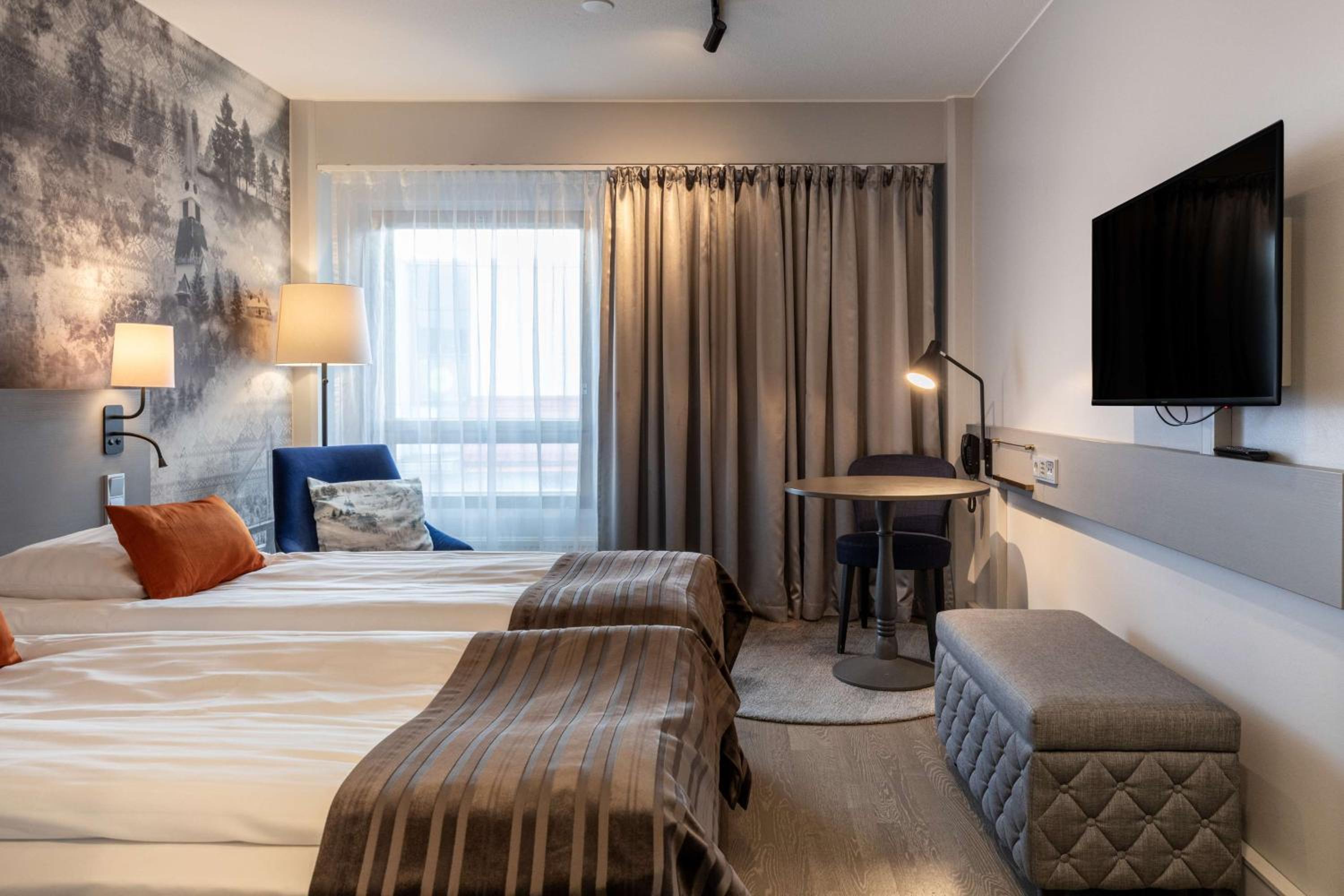 rooms