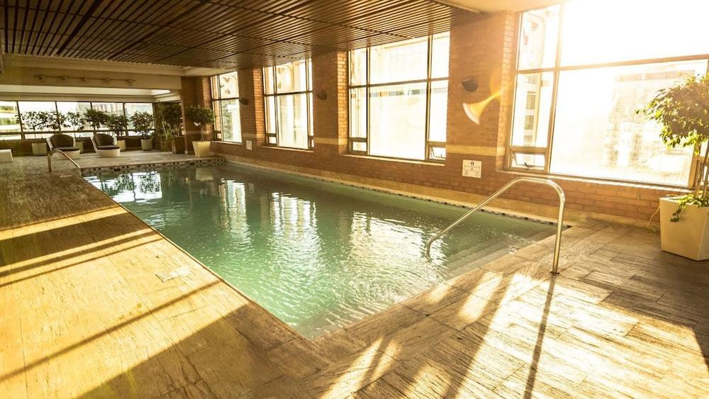 swimming pool spa