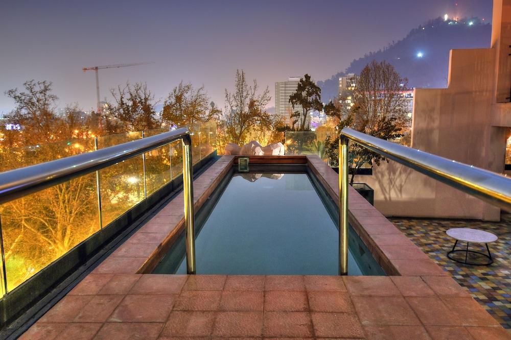 swimming pool spa