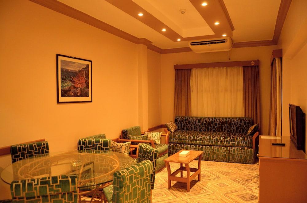 lounge