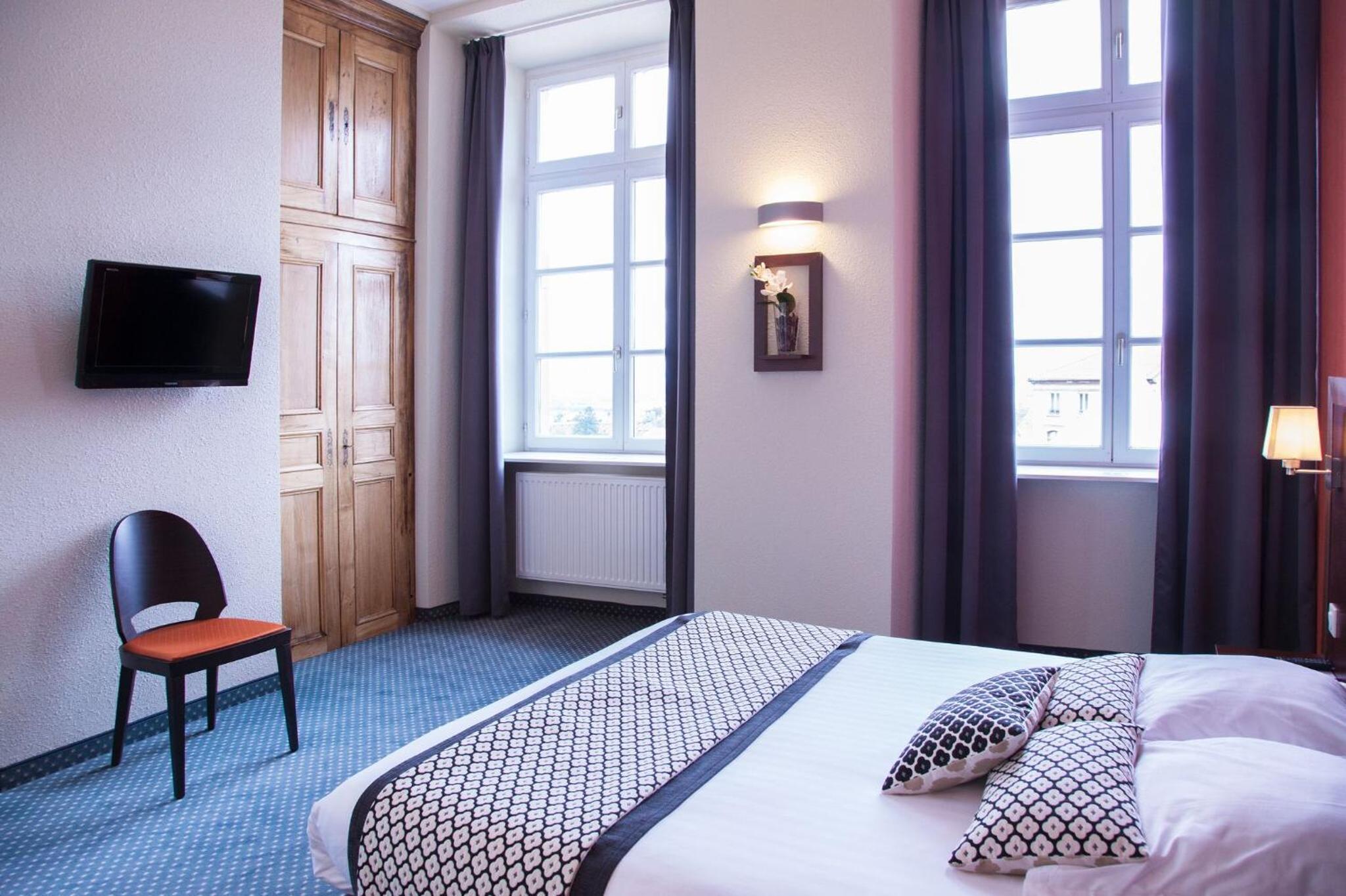 rooms