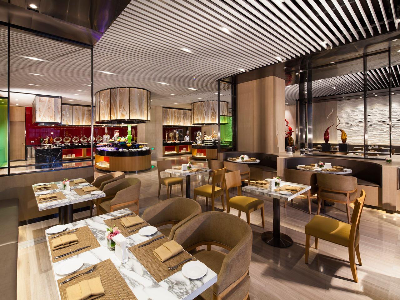 restaurant cafeteria