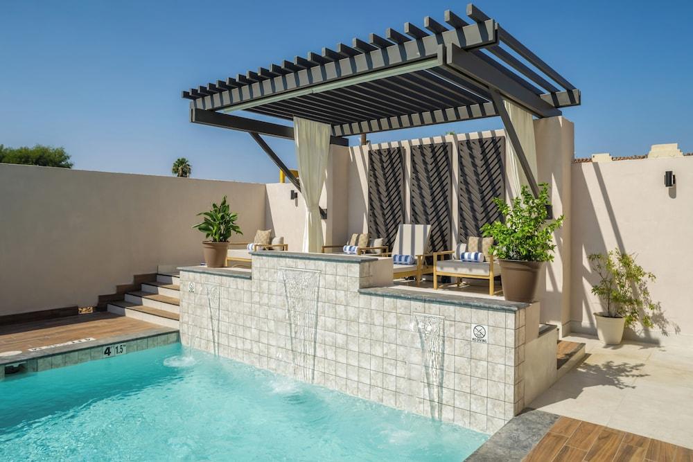 swimming pool spa